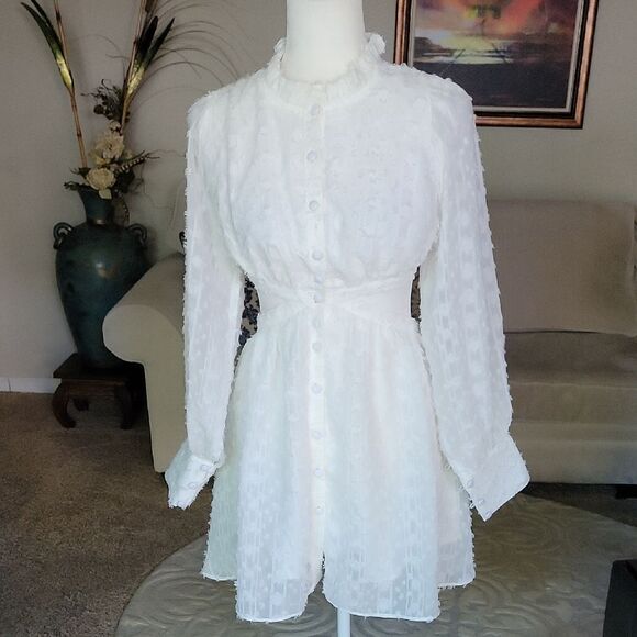 Itscicico White Open Back Dress Size M - Picture 1 of 14